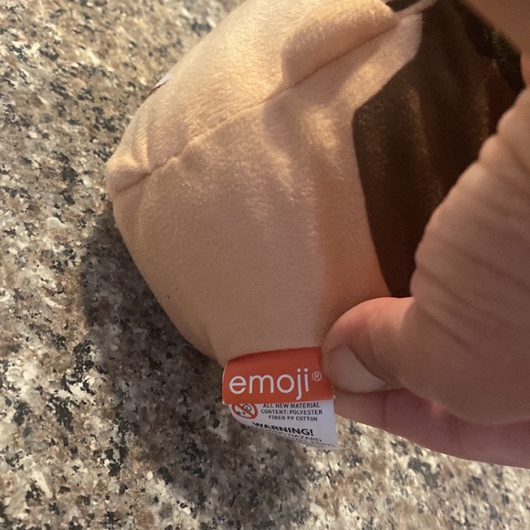 SAN FRANCISCO GIANTS Plush BUSTER POSEY Soft EMOJI DOLL S.F. GIANTS Priced CHEAP - Picture 4 of 4